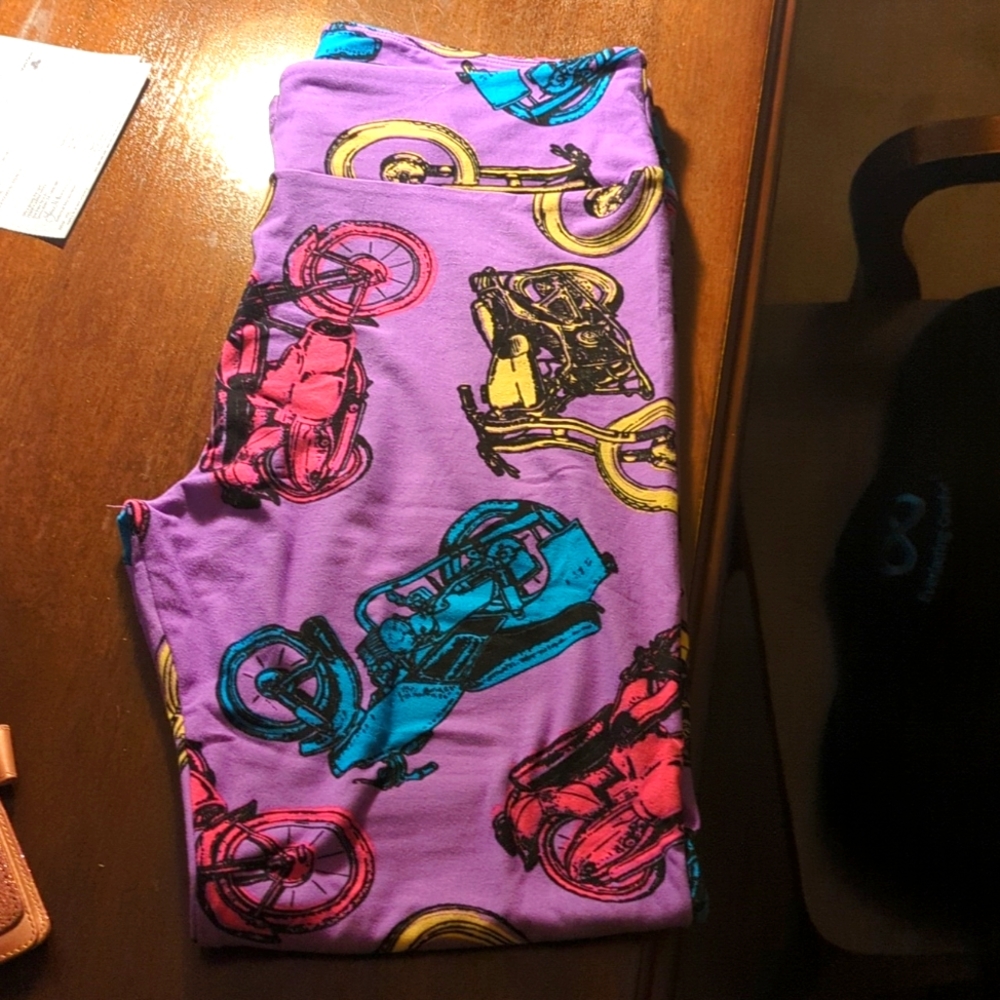 LuLaRoe tall and curvy motorcycle leggings